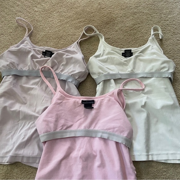 Y2K Moda International Tank Tops - Picture 5 of 6